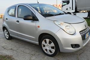 Suzuki alto benzina. + gpl  4 porte 1000 c.c.