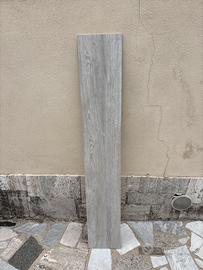Circa 50 MQ GRES PORCELLANATO EFFETTO LEGNO 20x120