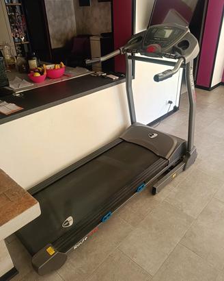 tapis roulant elettrico getfit route770 + T-crunch