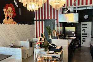 Bistro/piadineria/negozio