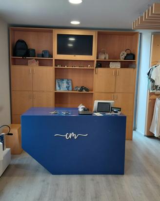 Arredo completo per negozio