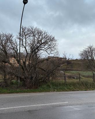 Terreno su viale del basento - alta visibilta'