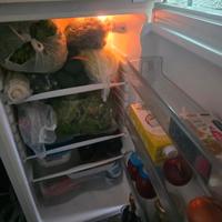 Frigorifero media grandezza 