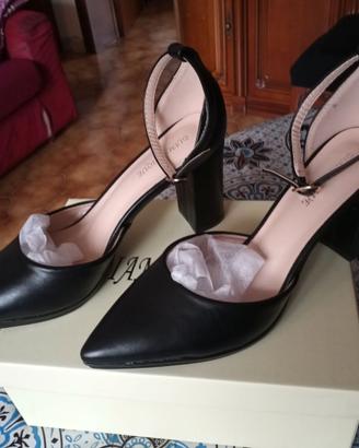 Sandali Diamantique con tacco