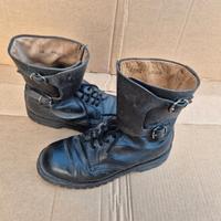 stivali anfibi mitari