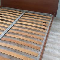 Letto noce con doghe nuove
