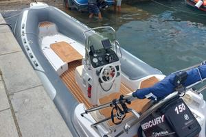 Sacs 590 + Mercury Optimax 150cv 2t + carrello