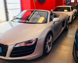 Audi R8 Spyder 4.2 V8 QUATTRO R-Tronic
