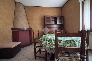 CASA SEMINDIPENDENTE A STRONCONE