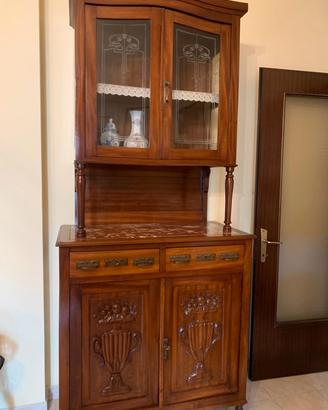 credenza antica 