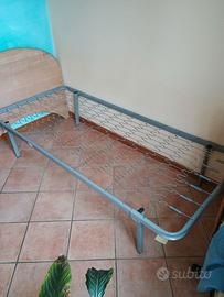 2 Reti metalliche con piedi Facondini 90x200.