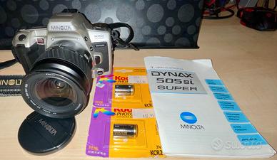 Minolta Dynax 505Si Super con obiettivo 28-80