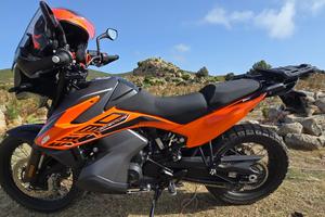 KTM 890 ADVENTURE ORANGE