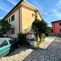 CASA SEMINDIPENDENTE A SANTO STEFANO DI MAGRA