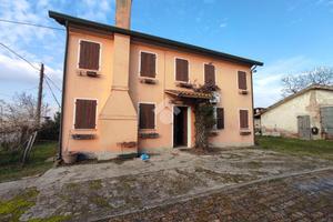 CASA INDIPENDENTE A CAVARZERE
