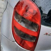 MERCEDES-BENZ A200 ANNO 2006 - STOP POSTERIORE SIN
