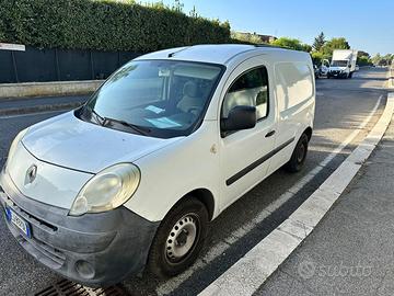 Kangoo van
