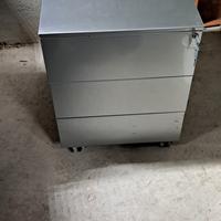 cassettiera in metallo da ufficio