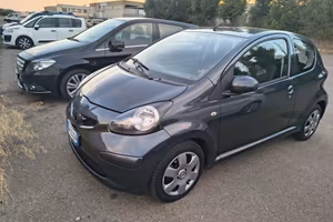 Toyota Aygo 1.0 12V VVT-i 3 porte Sol