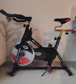 Speed bike JK FITNESS
Genius 4100