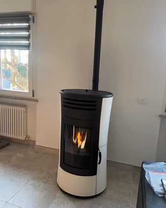 Stufa a pellet canaliz. Edilkamin Cherie Up 11KW