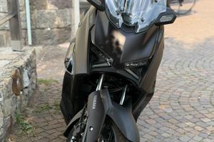 Yamaha XMAX 300  – Pari al nuovo, solo 1.680 km!