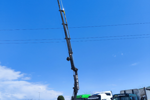 Semirimorchio con gru hiab 125 4s - buone co