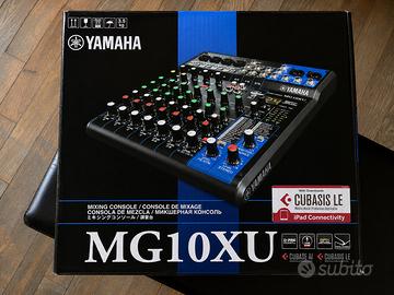Yamaha MG10 XU+ Adattatore per asta microfonica