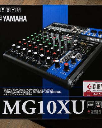 Yamaha MG10 XU+ Adattatore per asta microfonica