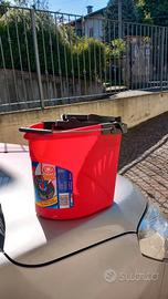 Secchio usato con strizzatore tipo Vileda
