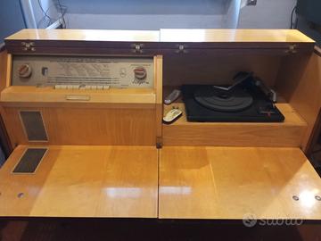 Mobile Radio e giradischi anni '60 vintage 