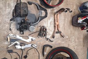 TDM 900 RICAMBI VARI