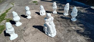 Statue in cemento bianco 