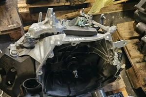 CAMBIO MANUALE MAZDA CX30 MILD HYBRID MOTORE HF