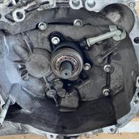 CAMBIO MANUALE COMPLETO RENAULT Clio Serie D4F H7