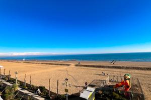 Trilo/vista mare/piscina/p.auto/p.spiaggia