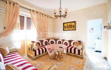 TRILOCALE AUTONOMO CON BOX E CANTINA!!!