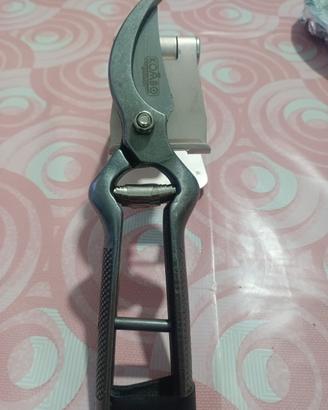 FORBICI DA VIGNA TOTALMENTE ACCIAIO FORGIATO 