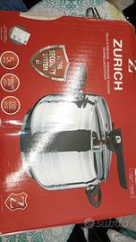 pentola a pressione Nuova 