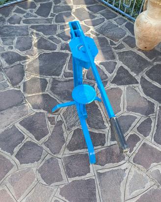 Imbottigliatrice manuale per tappi in sughero
