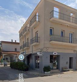 Locale commerciale artigianale