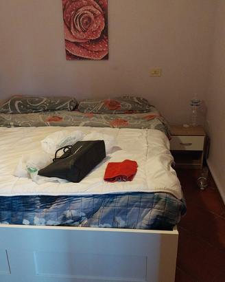 Letto matrimoniale contenitore +  materasso