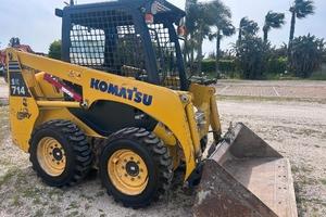 Minipala skid Komatsu SK 714, targa e libretto