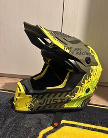 Casco just 1