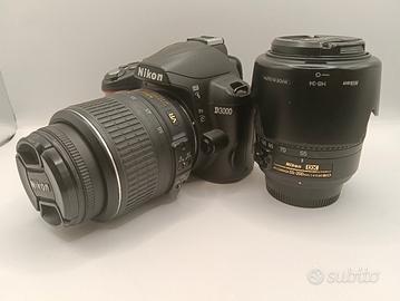 Nikon D3000 con due obiettivi. kit completo! 