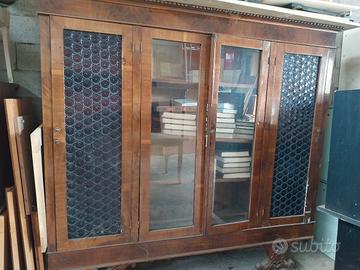 antiquariato antica credenza  fine 800 4 ante.