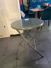 Tavolo pieghevole in vetro temperato