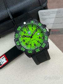 LUMINOX SEA LION cassa in carbonio