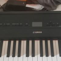 pianoforte yamaha p-525