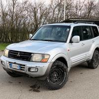 Mitsubishi pajero 3.2 DI-D 4X4 automatico